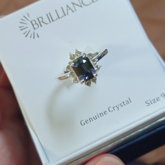 Sterling Brilliance Crystal Quartz Ring Size 9 (NEW) Still in Box - Picture 8 of 8